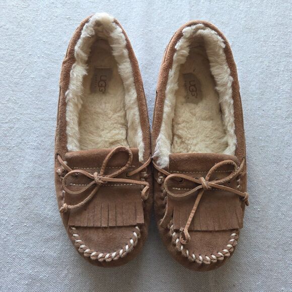 UGG Mocassin Shoes Womens 8 US Mandie Kiltie Chestnut Suede Shearling Slipper - Picture 6 of 11